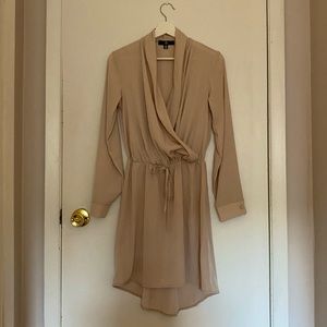 MISSGUIDED Cream Dress with Tie Size 06